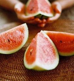 花儿吃瓜头像高清图片,夏日风情，瓜果飘香