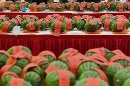 首届吃瓜,一场舌尖上的狂欢